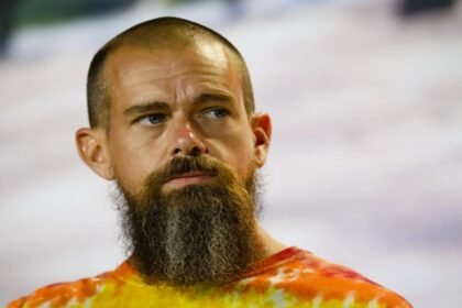 Jack Dorsey Launches Messaging App That Works Without Internet or Phone Numbers