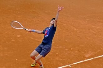 Sinner Beats Djokovic to Reach Wimbledon Final