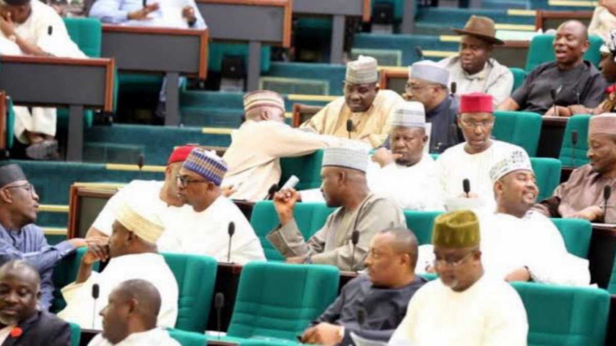New Reps Bill Targets Officials' Use of Public Services