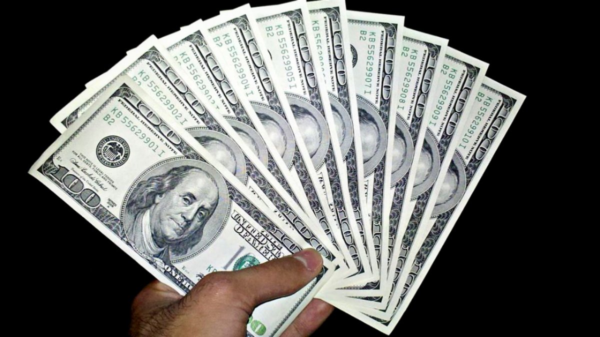 Why the US Dollar Is the Global Currency Standard | Explained