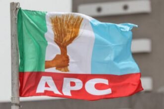 Four PDP Senators Defect to APC in Nigerian Senate