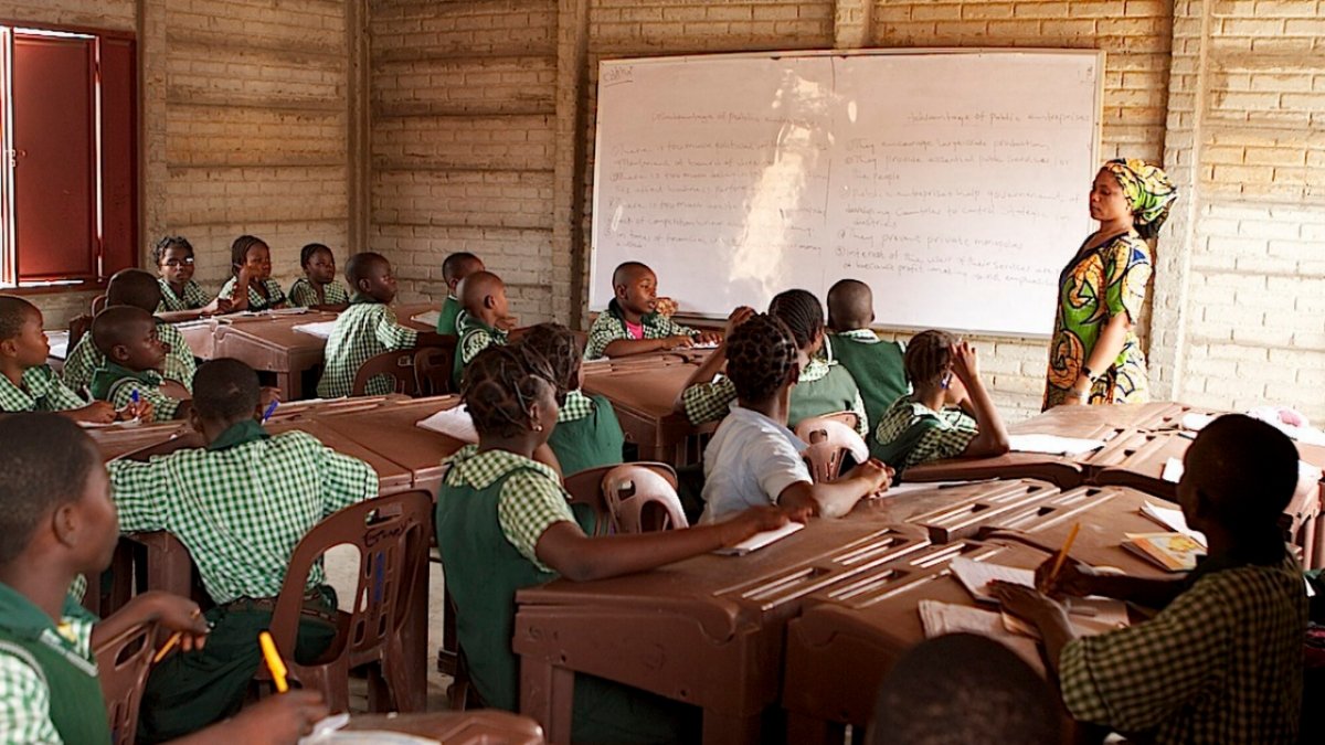 FG Sets 12 as Entry Age for Junior Secondary School