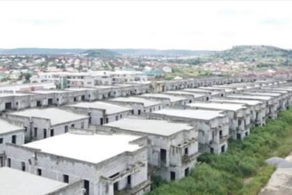 FG warns against housing scam over 753 forfeited EFCC units