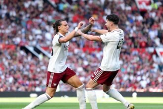 Arsenal edge Man United 1-0 at Old Trafford