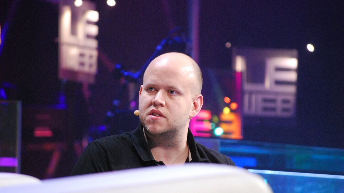 Daniel Ek Steps Down as Spotify CEO
