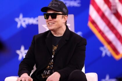 Elon Musk Hits $500 Billion Net Worth
