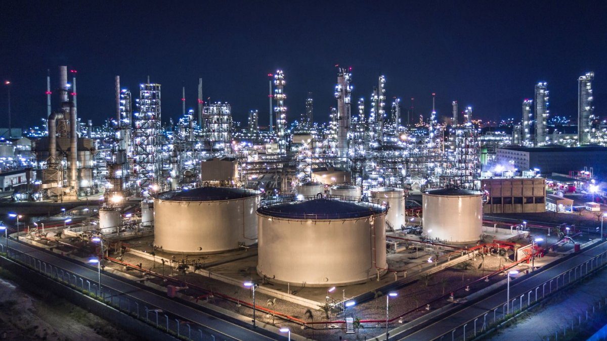 Global Oil Refining Industry: Top 10 Refineries 2025