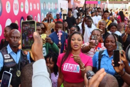 Tacha Sets Guinness Record with 145 Makeovers